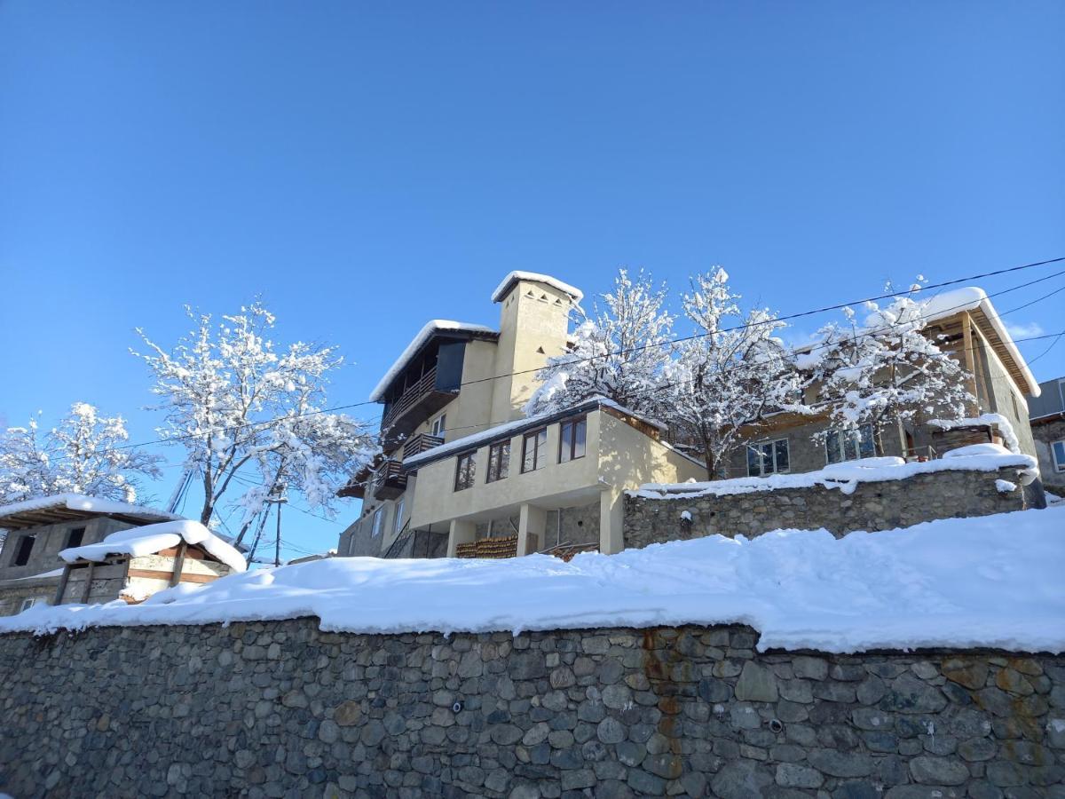 Spardishi Tower 메스티아 외부 사진